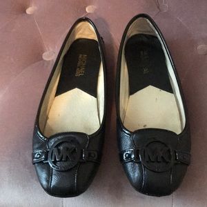 Black Michael Kors flats
